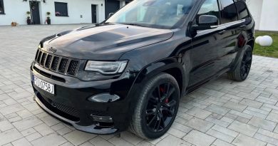 Jeep Grand Cherokee (2016)